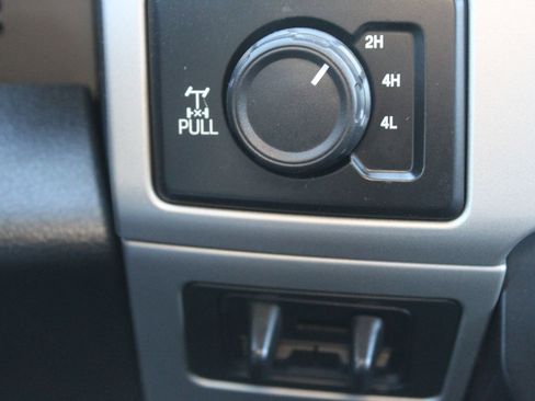Used 2022 Ford F250 Lariat w/ Lariat Value Package AWD/4WD image 38