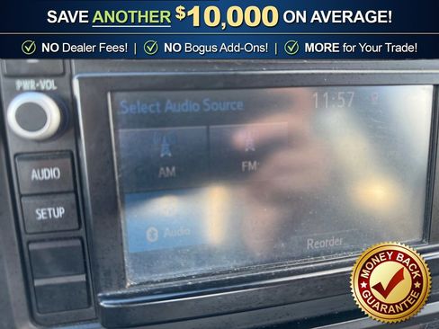 Used 2018 Toyota Tacoma SR image 28