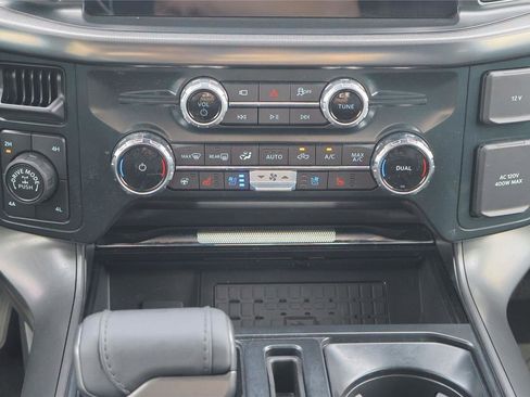 Certified 2025 Ford F150 Lariat w/ Equipment Group 501A Mid image 17