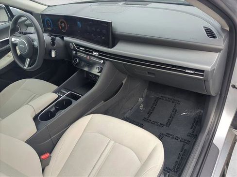 Used 2025 Hyundai Sonata SEL image 21