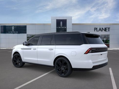 New 2026 Lincoln Navigator L Black Label AWD/4WD image 4