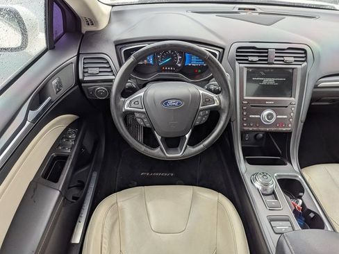 Used 2018 Ford Fusion Energi Titanium image 27