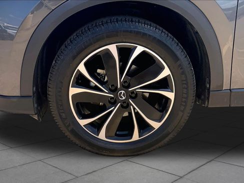 Used 2023 MAZDA CX-5 AWD 2.5 S w/ Premium Plus Pkg image 11