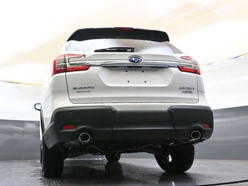 New 2025 Subaru Ascent Limited image 32