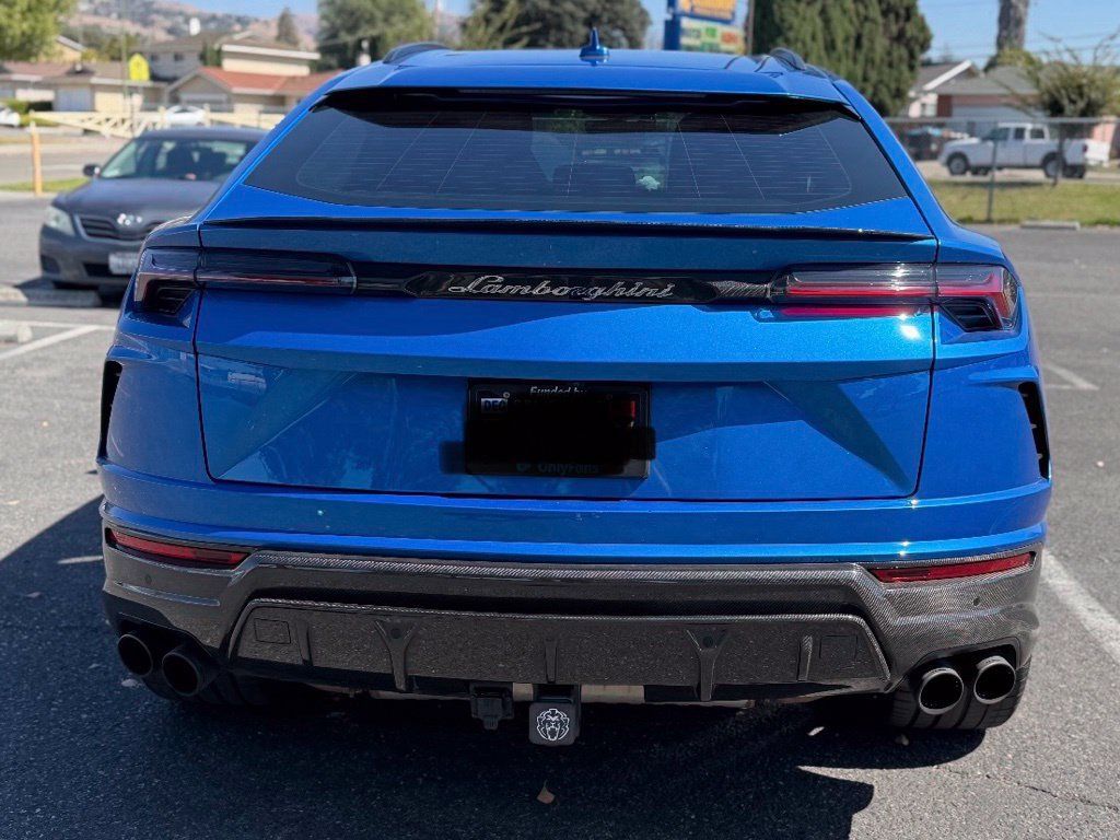Used 2020 Lamborghini Urus AWD/4WD image 4