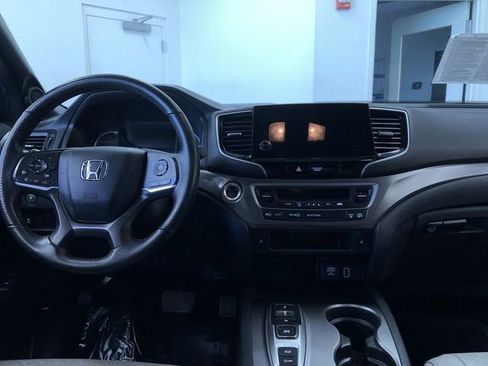 Used 2020 Honda Passport EX-L image 16