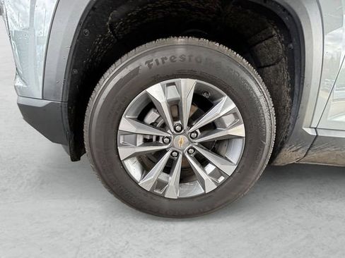 Used 2025 Chevrolet Equinox LT FWD image 28