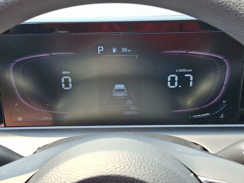 Used 2024 Kia Seltos LX AWD/4WD image 26