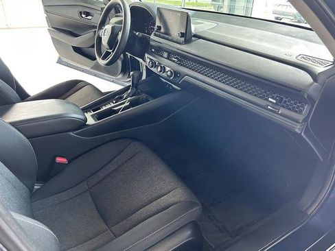 Used 2024 Honda Accord EX image 24