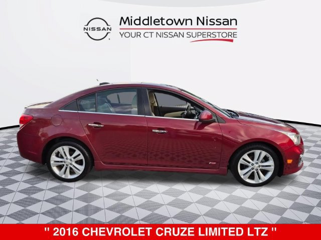 Used 2016 Chevrolet Cruze LTZ w/ Sun, Sound and Sport Package FWD image 2