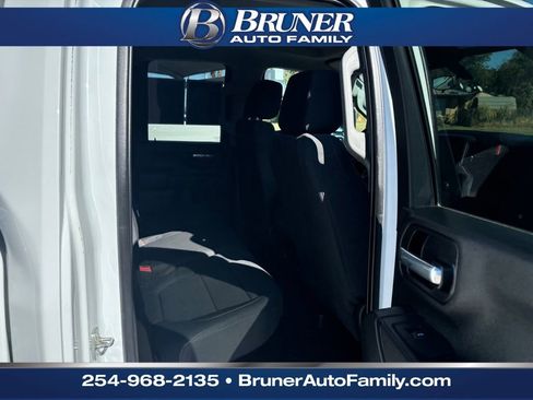 Used 2021 Chevrolet Silverado 2500 W/T w/ WT Convenience Package image 17