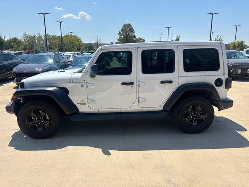 Used 2021 Jeep Wrangler Unlimited Sport w/ Sun And Sound Package AWD/4WD image 3
