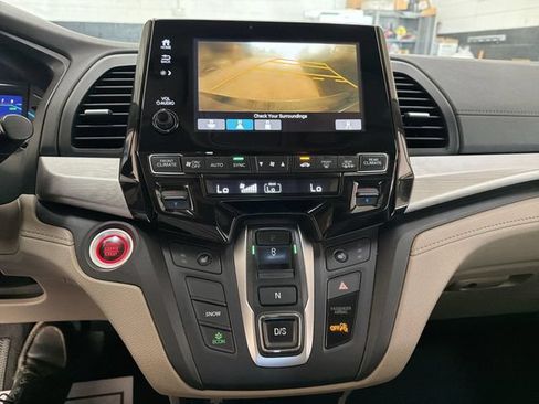 Used 2018 Honda Odyssey EX-L image 17