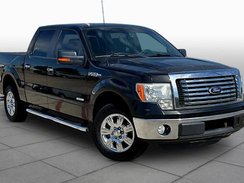 Used 2012 Ford F150 XLT w/ XLT Chrome Pkg image 3