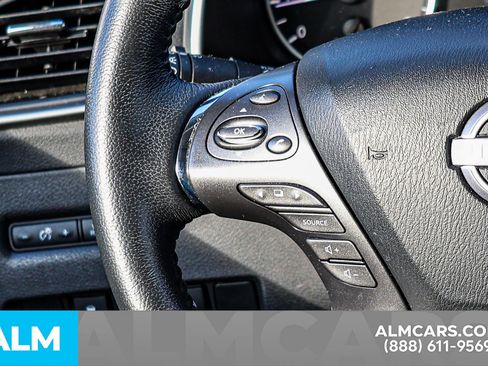 Used 2023 Nissan Murano SV image 31