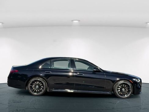 Certified 2025 Mercedes-Benz S 580 4MATIC Sedan image 8