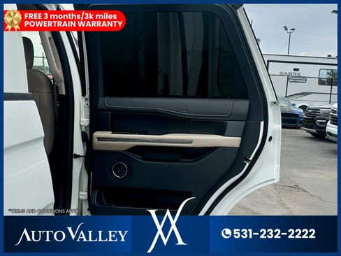 Used 2022 Ford Expedition XLT AWD/4WD image 25