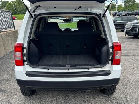Used 2016 Jeep Patriot Sport FWD image 5