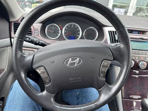 Used 2009 Hyundai Sonata SE FWD image 9