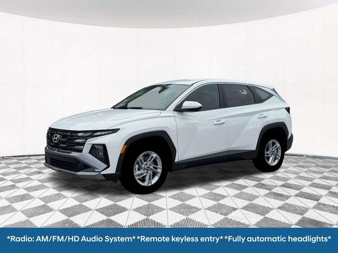 New 2026 Hyundai Tucson SE image 2