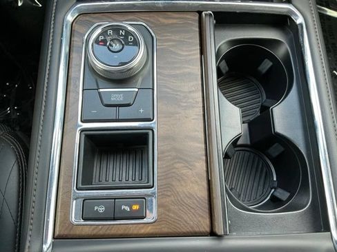 Used 2019 Ford Expedition Platinum RWD image 31