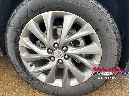Used 2026 Buick Enclave Preferred FWD image 2