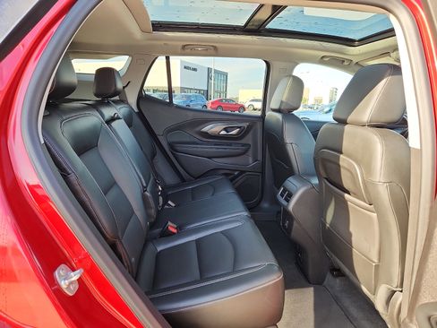 Used 2024 GMC Terrain SLT w/ Elevation Edition AWD/4WD image 14