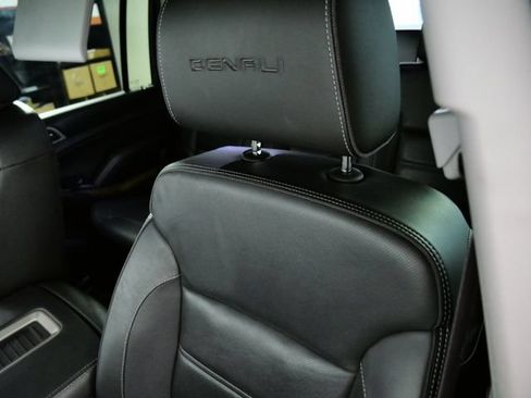 Used 2017 GMC Yukon XL Denali w/ Open Road Package AWD/4WD image 21