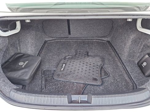 Certified 2024 Volkswagen Jetta Sport image 28