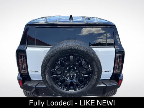 Used 2025 GMC Hummer EV 2X AWD/4WD image 11