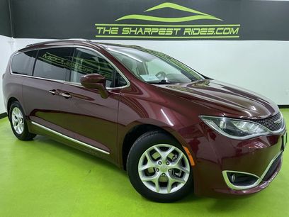 Used 2018 Chrysler Pacifica Touring-L Plus w/ Tire & Wheel Group