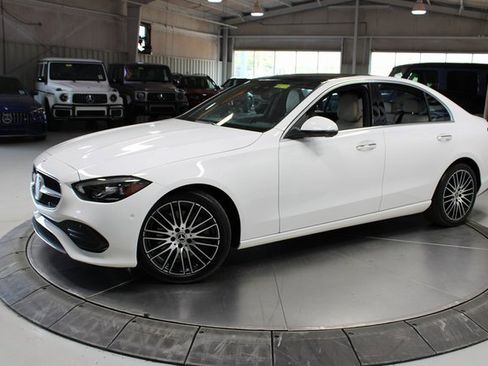 Used 2024 Mercedes-Benz C 300 4MATIC Sedan w/ Exclusive Trim Package image 4