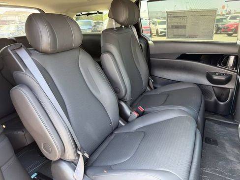 New 2027 Kia Carnival SX Prestige FWD image 23