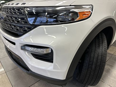 Certified 2023 Ford Explorer XLT w/ Equipment Group 202A image 18