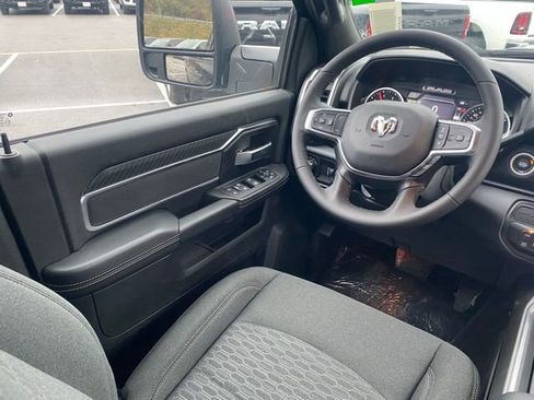 New 2026 RAM 2500 Big Horn image 32