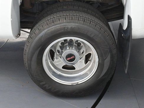 Used 2016 GMC Sierra 3500 Denali w/ Duramax Plus Package AWD/4WD image 34