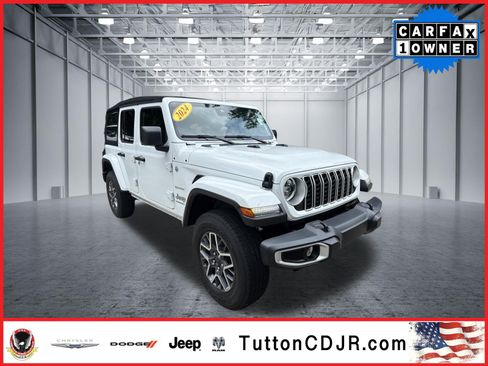 Used 2024 Jeep Wrangler Unlimited Sahara AWD/4WD image 1