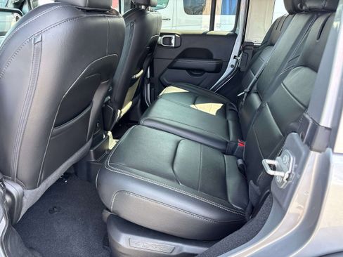 Certified 2021 Jeep Wrangler Unlimited Sahara w/ Cold Weather Group image 10