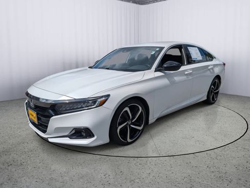 Used 2021 Honda Accord Sport image 6