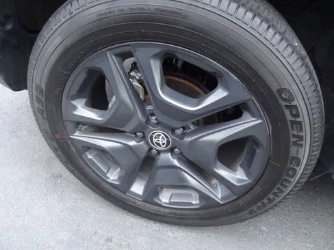 Used 2024 Toyota RAV4 Adventure image 12