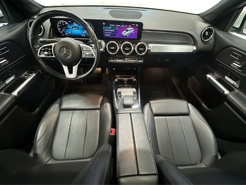 Used 2020 Mercedes-Benz GLB 250 4MATIC image 19