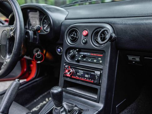 Used 1990 MAZDA MX-5 Miata RWD image 52