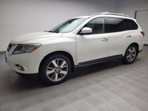 Used 2015 Nissan Pathfinder Platinum w/ Cargo Package AWD/4WD image 2