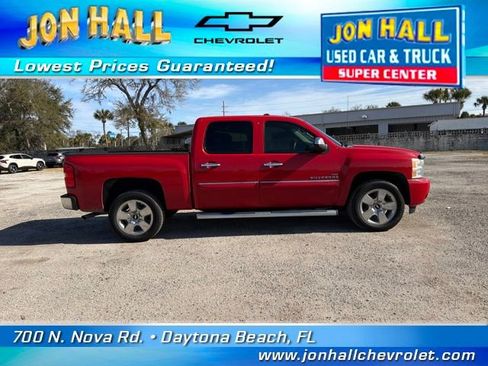 Used 2011 Chevrolet Silverado 1500 LT w/ Florida Edition image 17