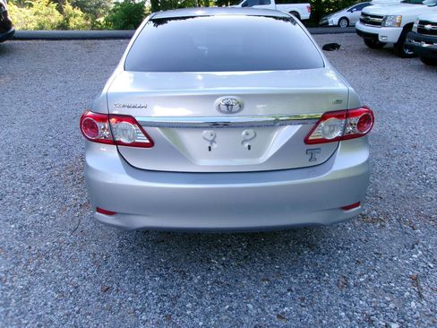 Used 2011 Toyota Corolla LE FWD image 15
