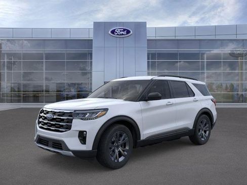 New 2026 Ford Explorer Active w/ Active Comfort Package AWD/4WD image 1