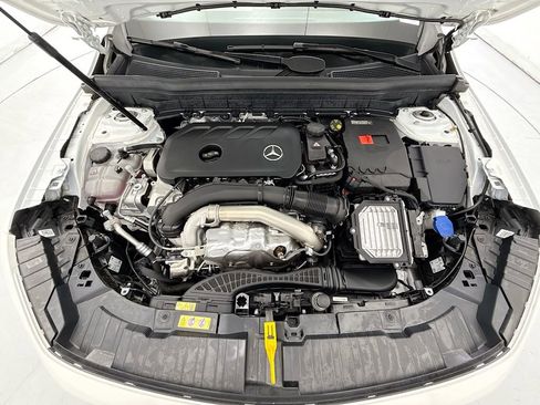 Certified 2026 Mercedes-Benz GLB 250 image 27