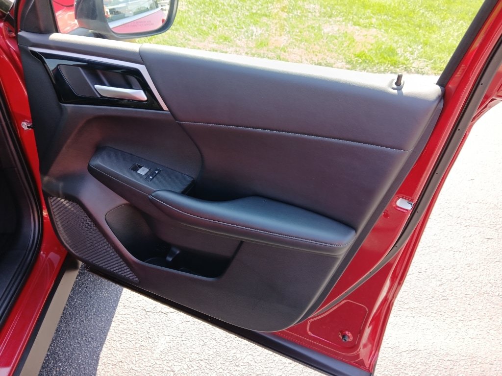 Used 2024 Mitsubishi Outlander SE Black Edition AWD/4WD image 23
