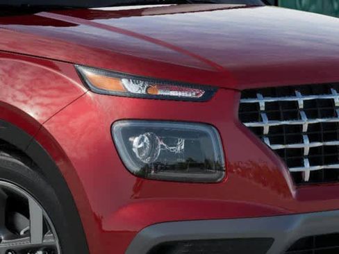 New 2025 Hyundai Venue SEL image 9