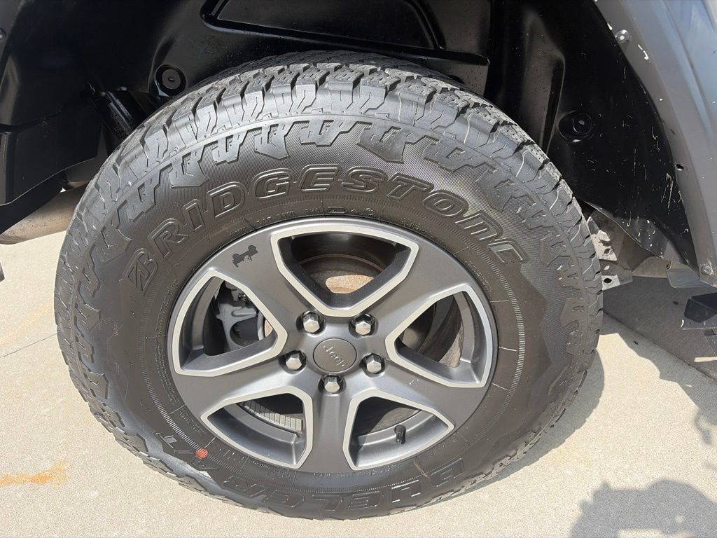 Used 2018 Jeep Wrangler Unlimited Sport S AWD/4WD image 21